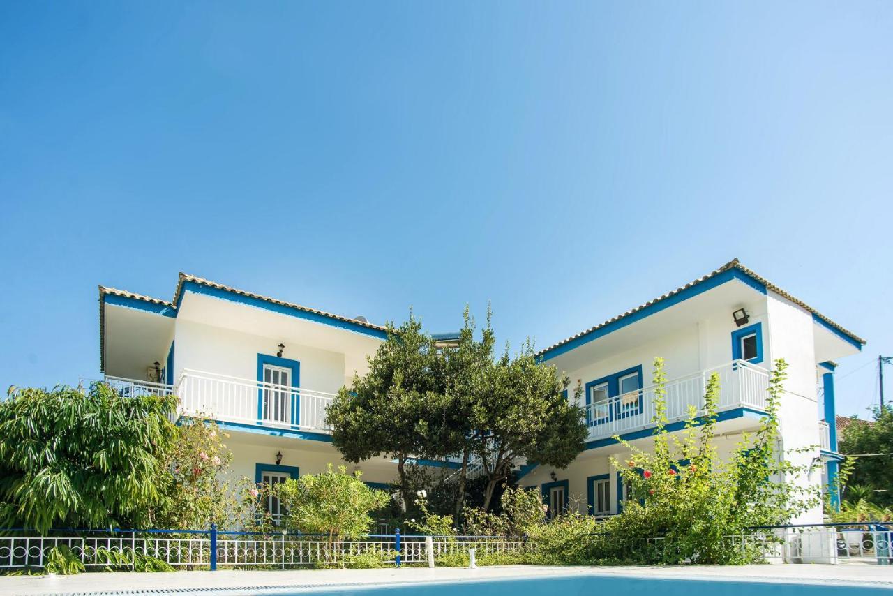 ספרטיה Blue White Apartments מראה חיצוני תמונה