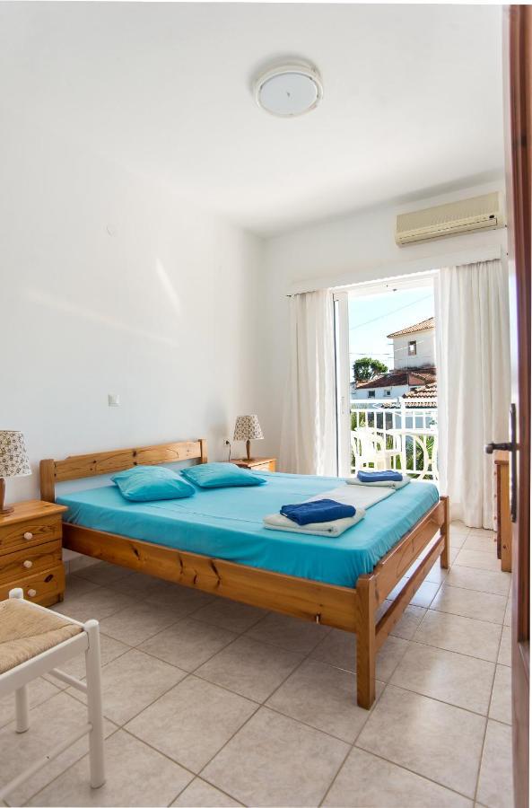 ספרטיה Blue White Apartments - Kefallonia Poolside Retreats מראה חיצוני תמונה