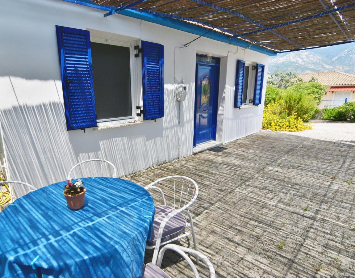ספרטיה Blue White Apartments - Kefallonia Poolside Retreats מראה חיצוני תמונה