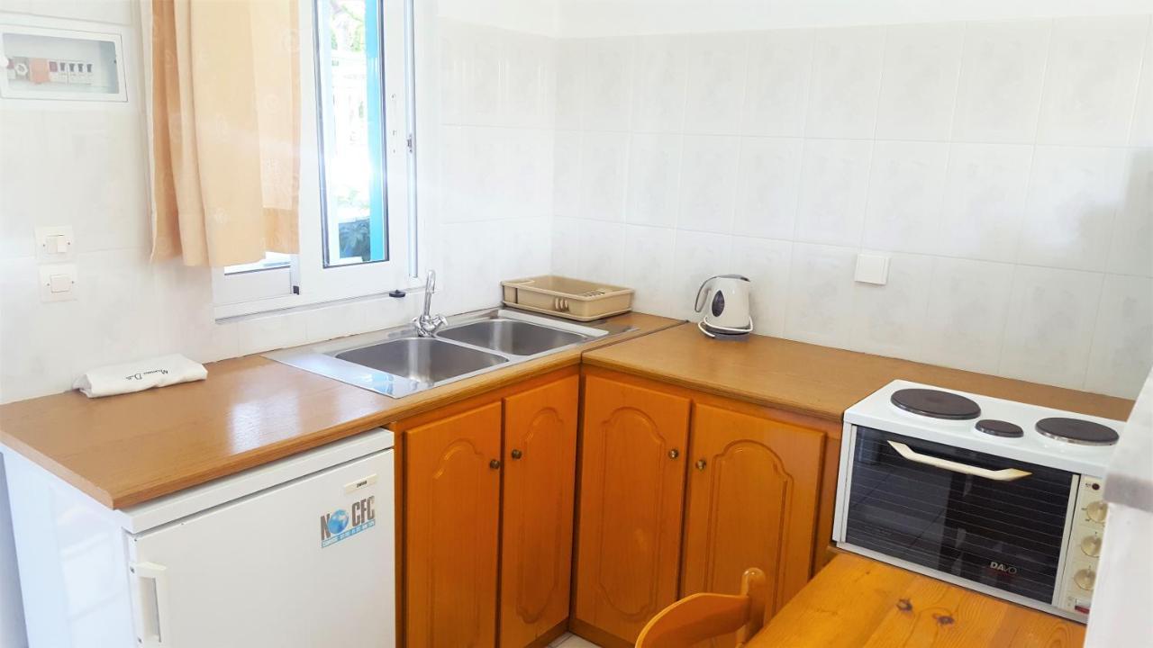 ספרטיה Blue White Apartments מראה חיצוני תמונה