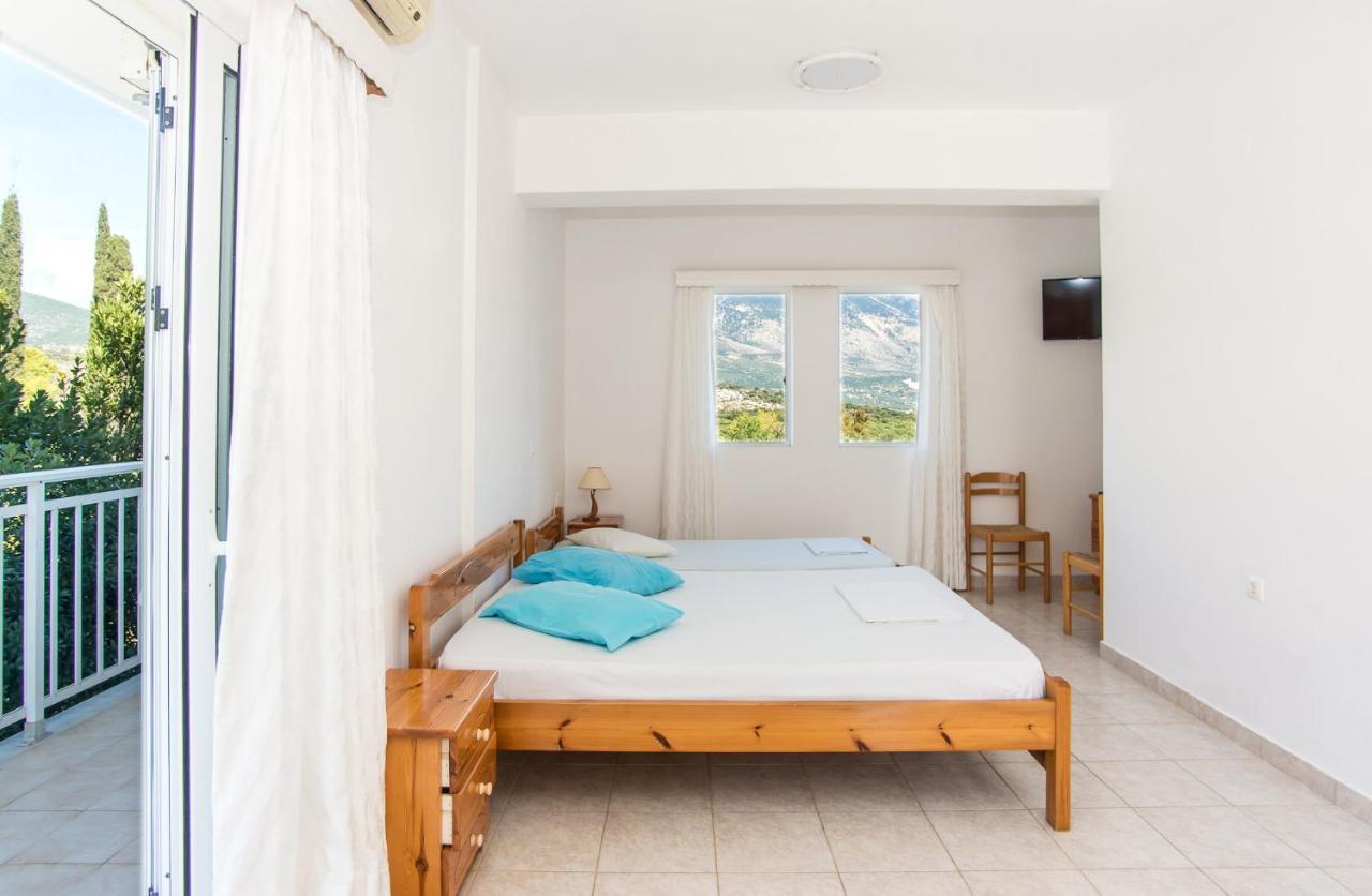 ספרטיה Blue White Apartments - Kefallonia Poolside Retreats מראה חיצוני תמונה
