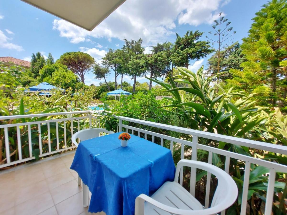 ספרטיה Blue White Apartments - Kefallonia Poolside Retreats מראה חיצוני תמונה