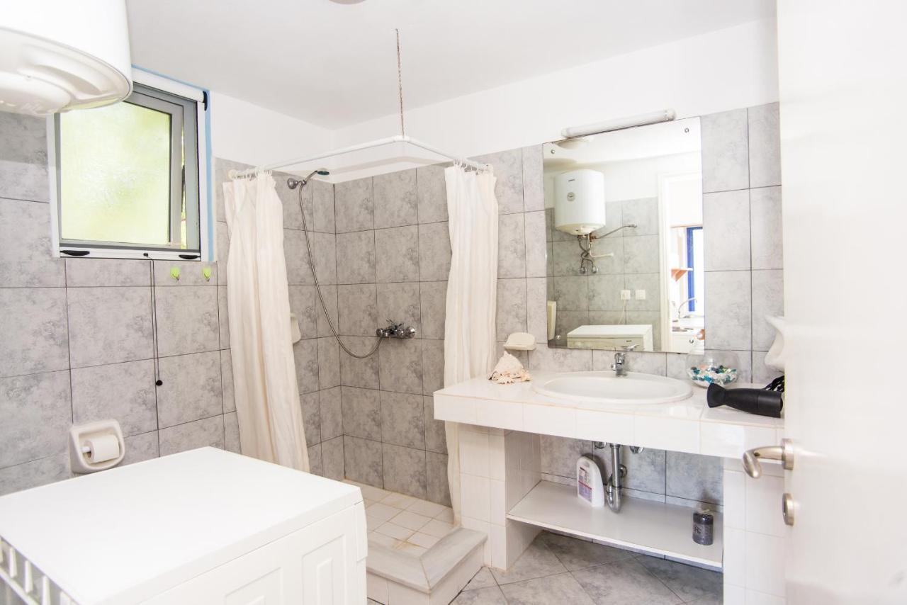 ספרטיה Blue White Apartments - Kefallonia Poolside Retreats מראה חיצוני תמונה