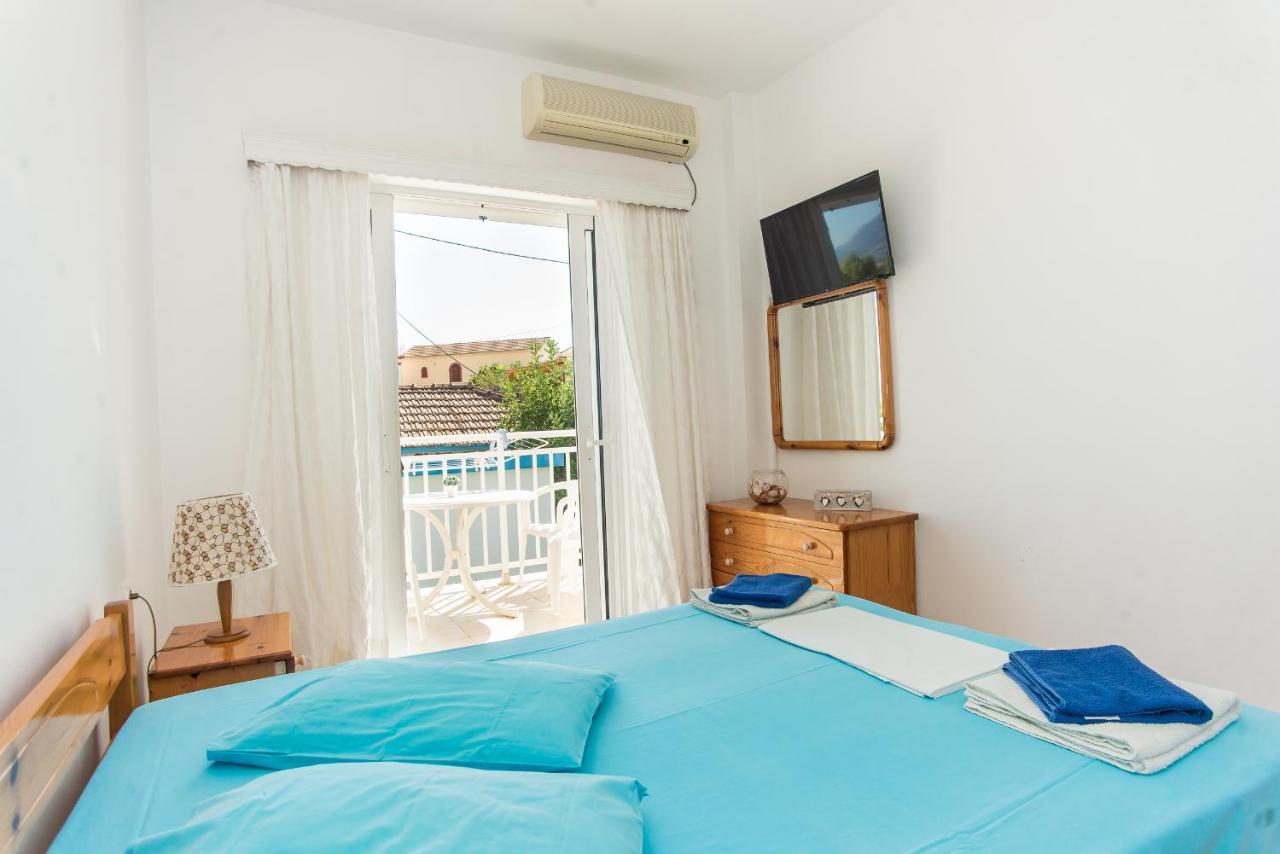 ספרטיה Blue White Apartments - Kefallonia Poolside Retreats מראה חיצוני תמונה