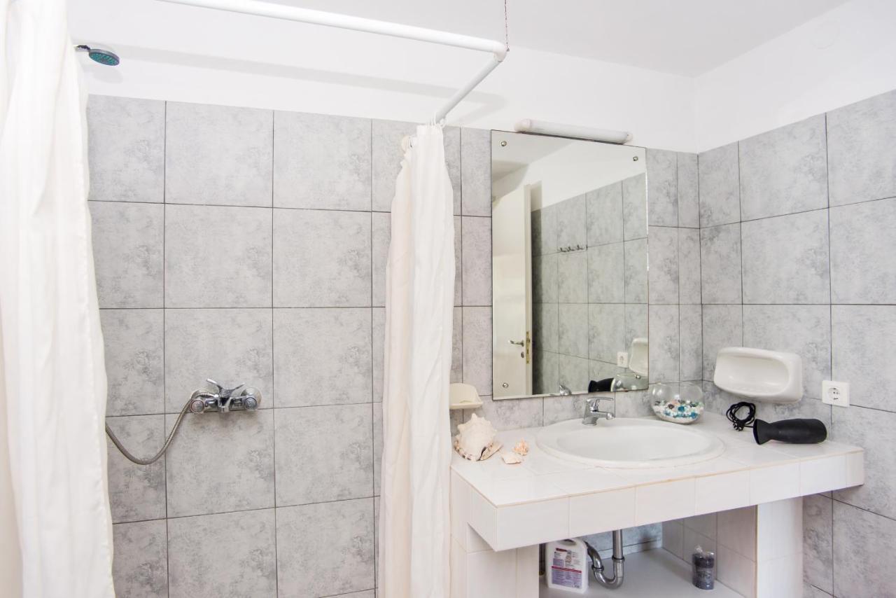 ספרטיה Blue White Apartments - Kefallonia Poolside Retreats מראה חיצוני תמונה