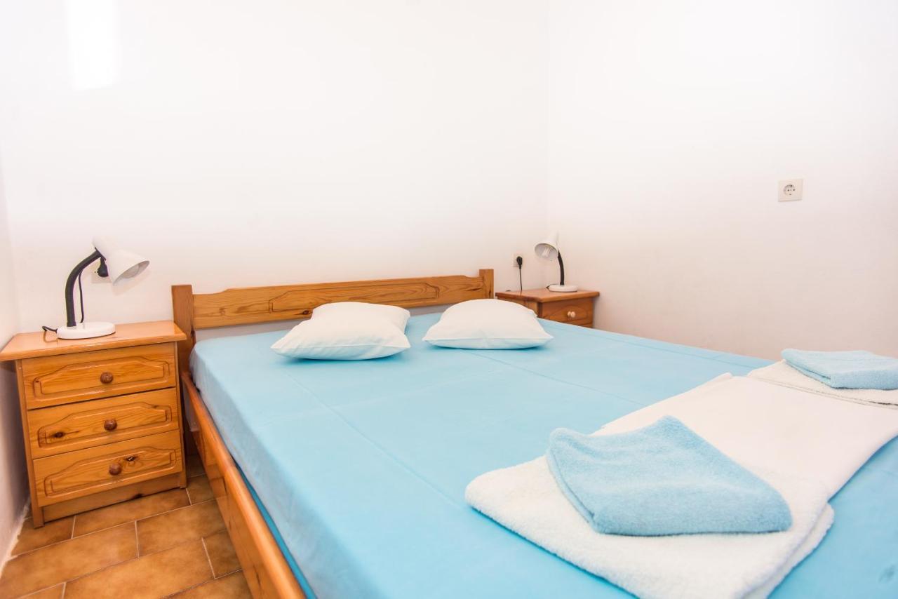 ספרטיה Blue White Apartments - Kefallonia Poolside Retreats מראה חיצוני תמונה